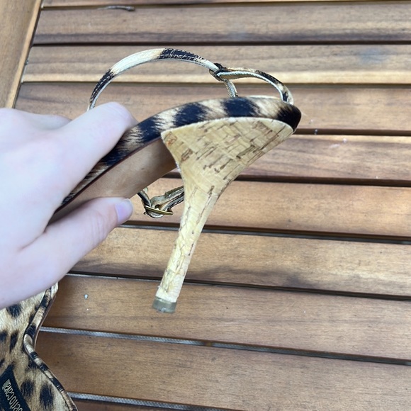 Roberto Cavalli cheetah print heels - Picture 4 of 5